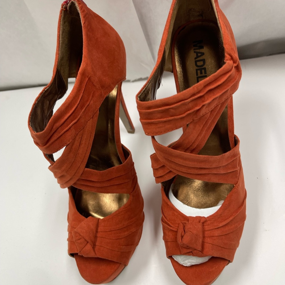Platform orange heels